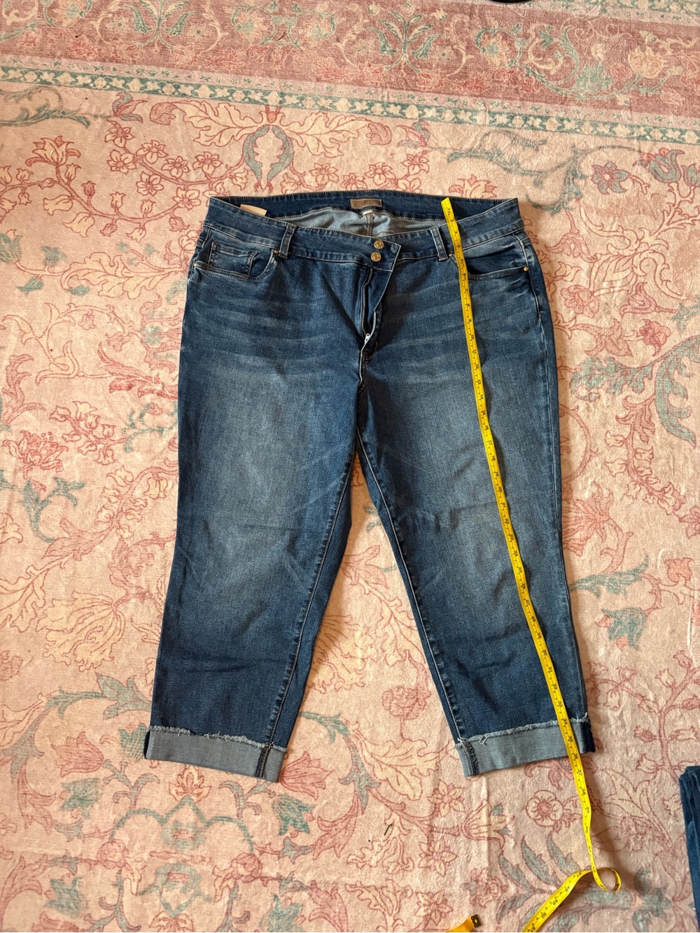 Kut from the Kloth Amy Crop Straight Leg Jeans
